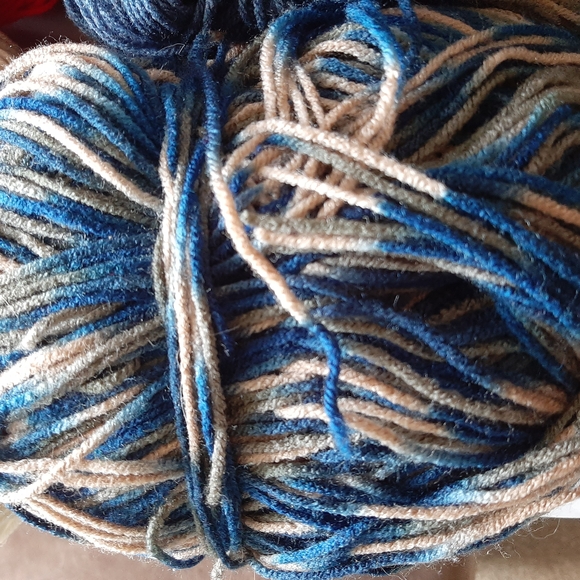 Multicolor Yarn Bundle - Picture 7 of 7